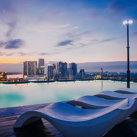 Hotel Serviced Condo Unique Infinity Pool With Mekong River View Phnompenh Exteriér fotografie